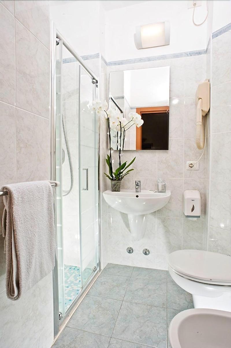 רימיני Hotel Alsen מראה חיצוני תמונה