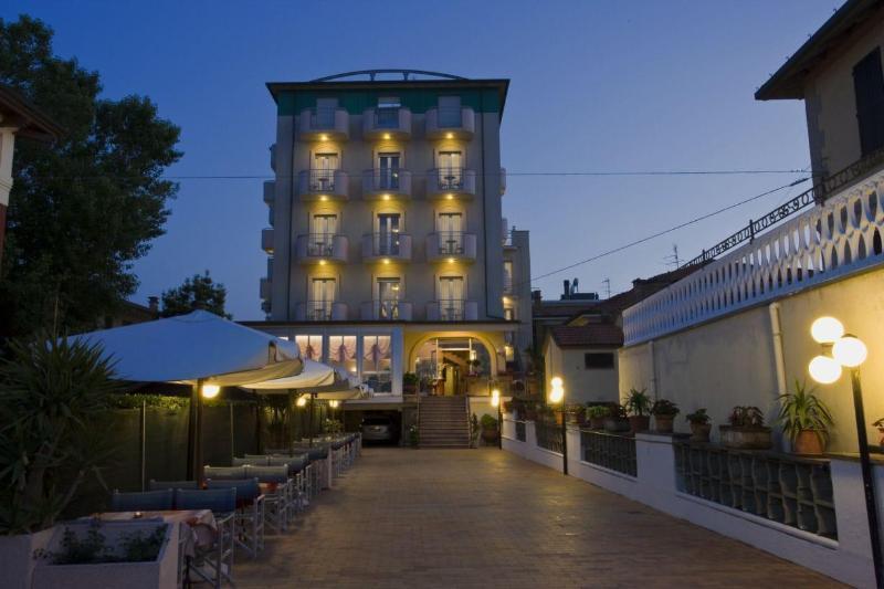 רימיני Hotel Alsen מראה חיצוני תמונה