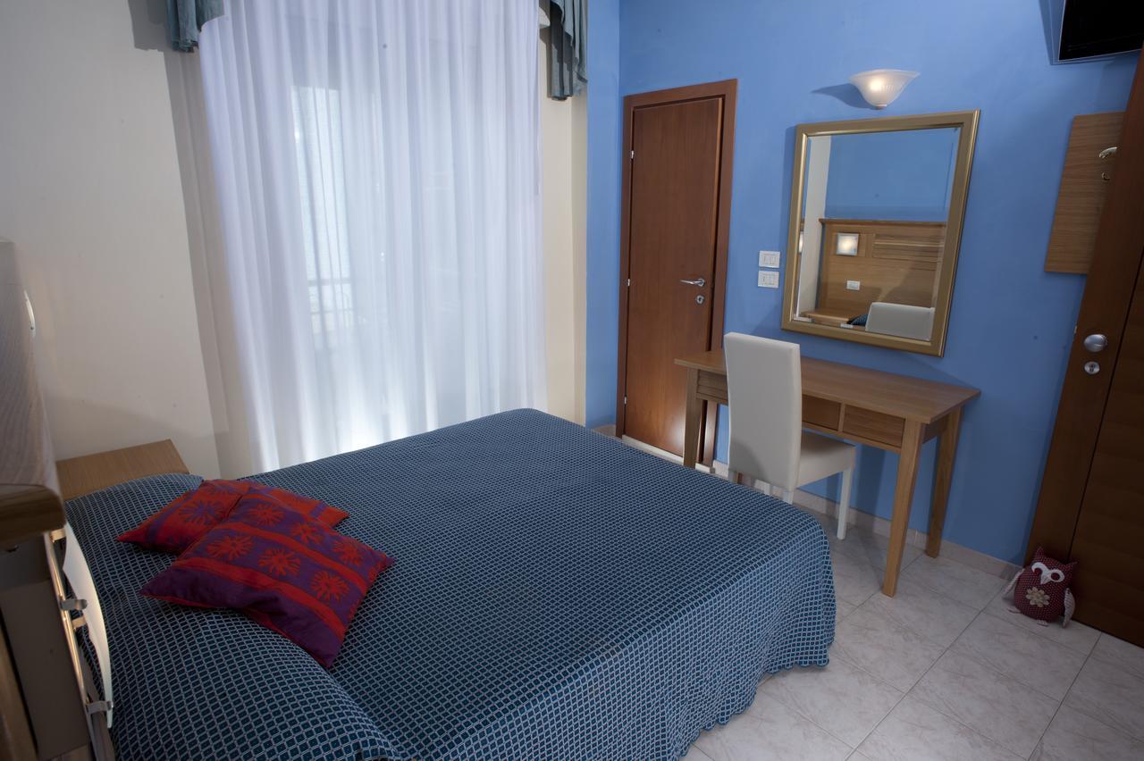רימיני Hotel Alsen מראה חיצוני תמונה