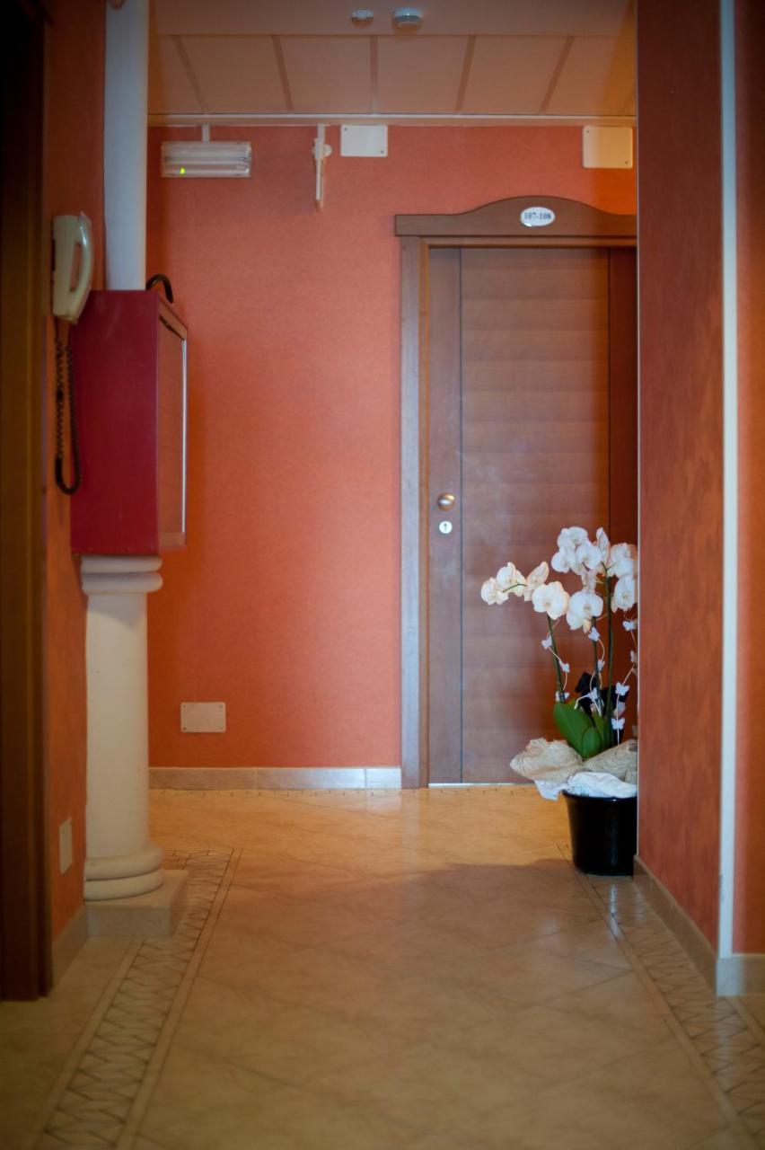 רימיני Hotel Alsen מראה חיצוני תמונה